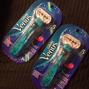 🆕✅SOLD✅Gillette Venus!-set of 2🆕